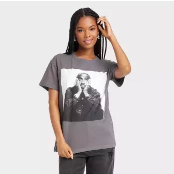 2pac Tops - 2PAC Gray Graphic T-Shirt